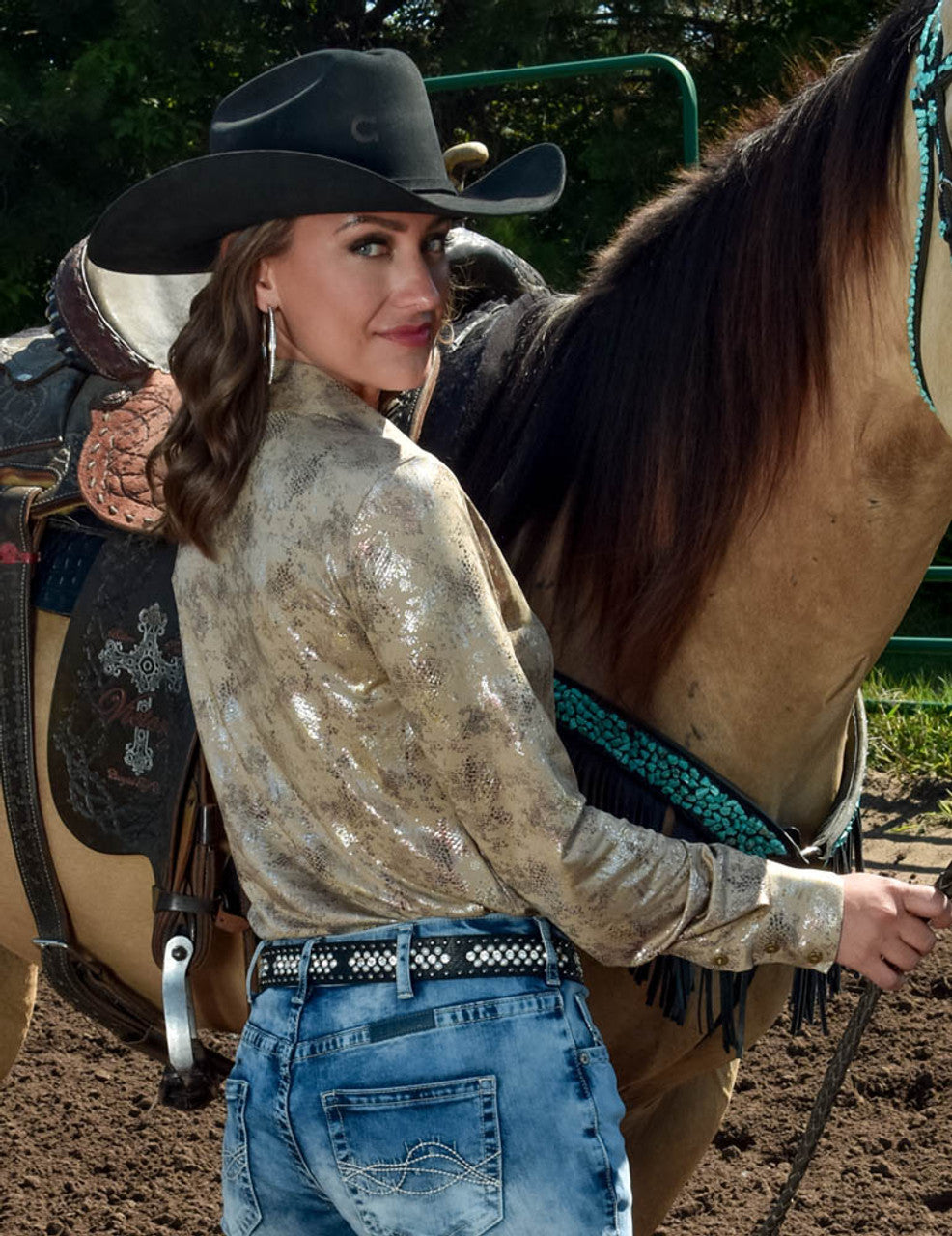 Cowgirl Tuff Tan Metallic Snakeskin Pullover Button-Up